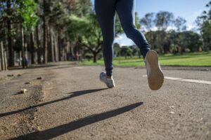 女性のランニング